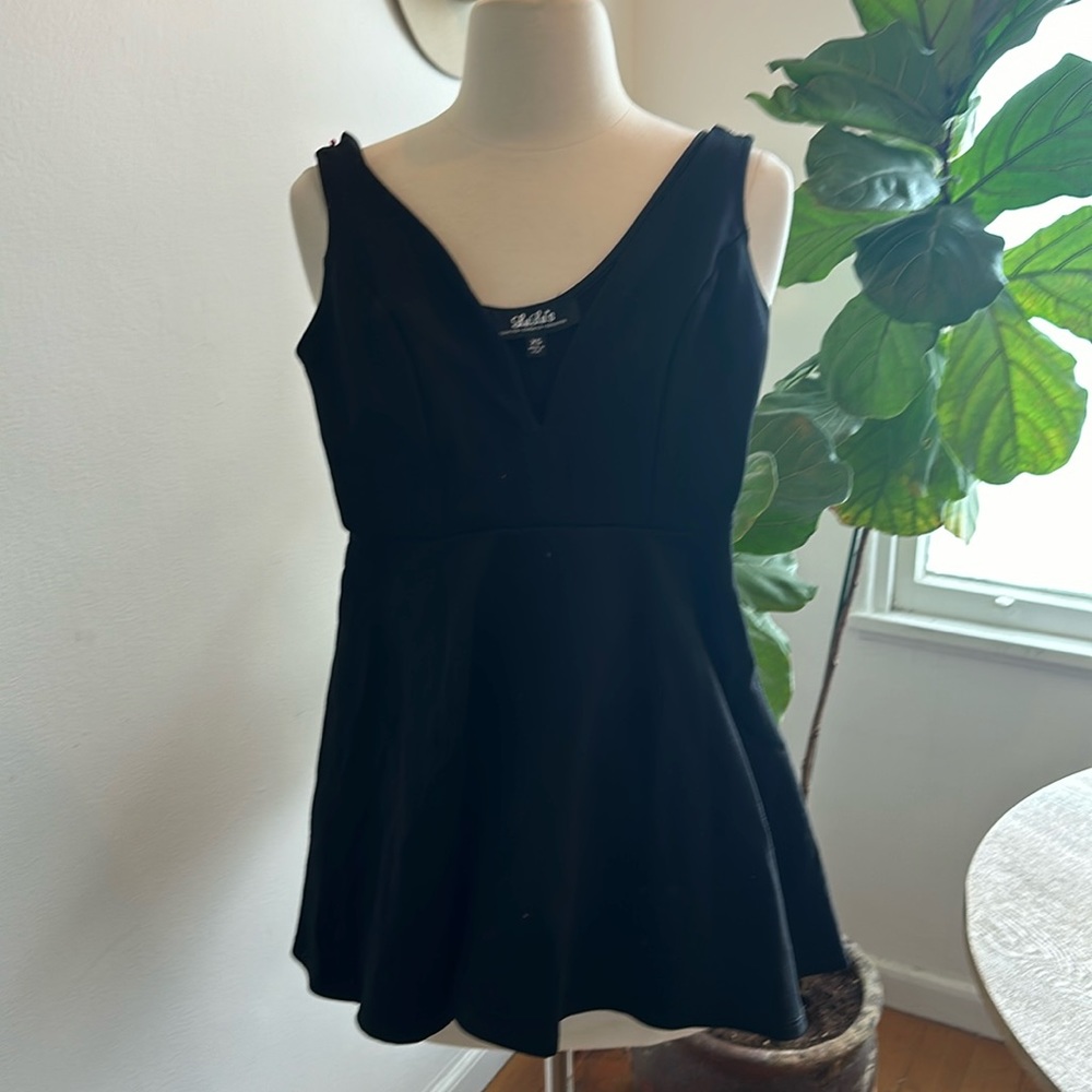 Lulus lil v neck dress
